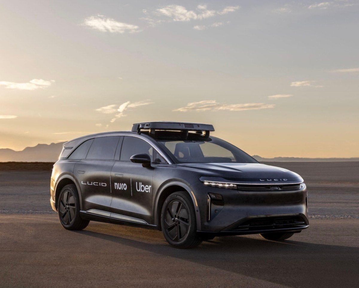 uber-makes-multi-million-dollar-investment-in-lucid-and-nuro-to-build-a-premium-robotaxi-service