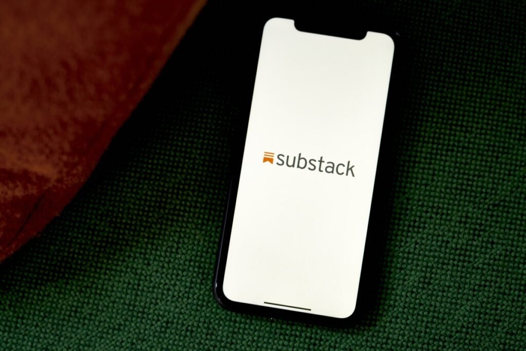 substack-raises-$100m-from-chernin-group,-andreessen-horowitz,-skims-ceo-and-more