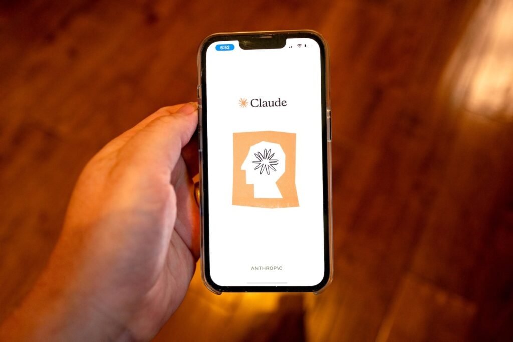 anthropic-tightens-usage-limits-for-claude-code-–-without-telling-users