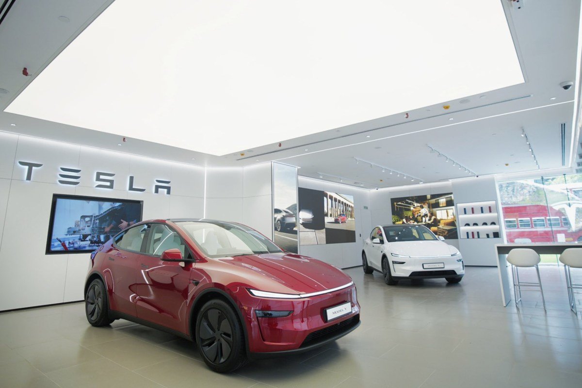 tesla-loses-its-charm-for-india’s-loyalists-—-even-as-musk-finally-delivers