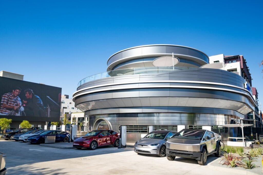 tesla’s-retro-futuristic-diner-officially-opens-as-elon-musk-hints-at-more-locations