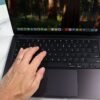 want-to-turn-your-macbook-into-a-weighing-scale?-me-neither,-but-an-app-that-gives-the-trackpad-this-ability-looks-impressively-accurate