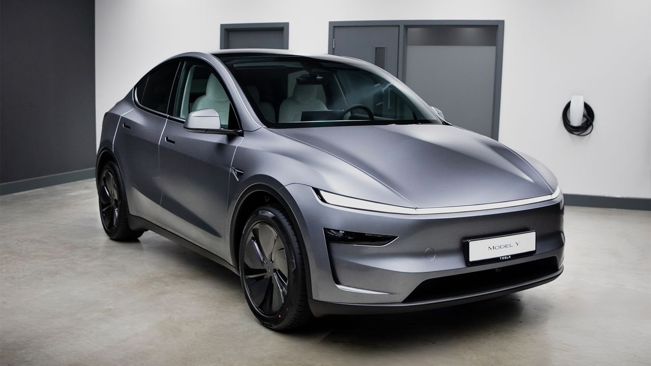 ‘let-the-cat-out-of-the-bag-there’:-elon-musk-says-the-new,-affordable-tesla-coming-in-2025-will-just-be-a-cheaper-model-y