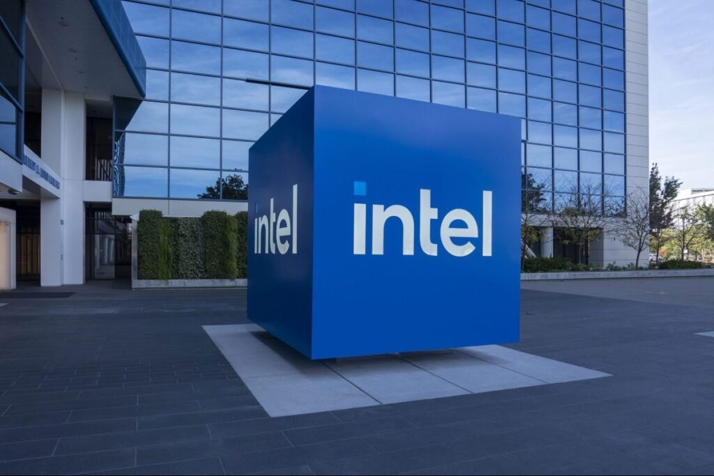 intel-is-spinning-off-its-network-and-edge-group