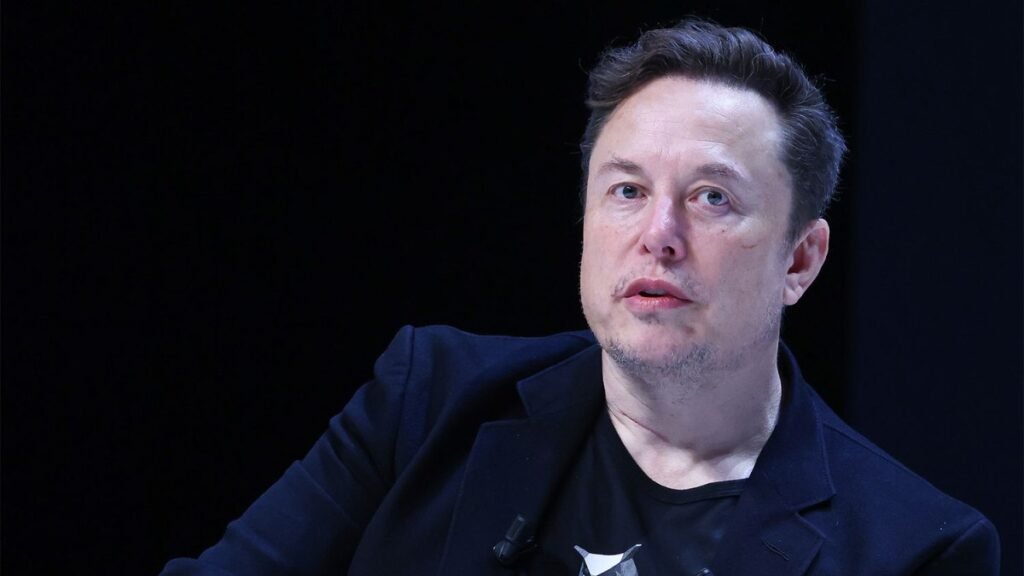 tesla-signs-$16.5b-deal-with-samsung-to-make-ai-chips