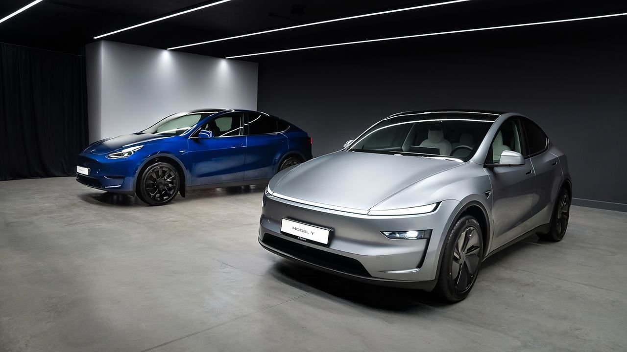 spy-shots-surface-of-tesla’s-budget-model-y-–-here-are-3-features-you-could-miss-out-on