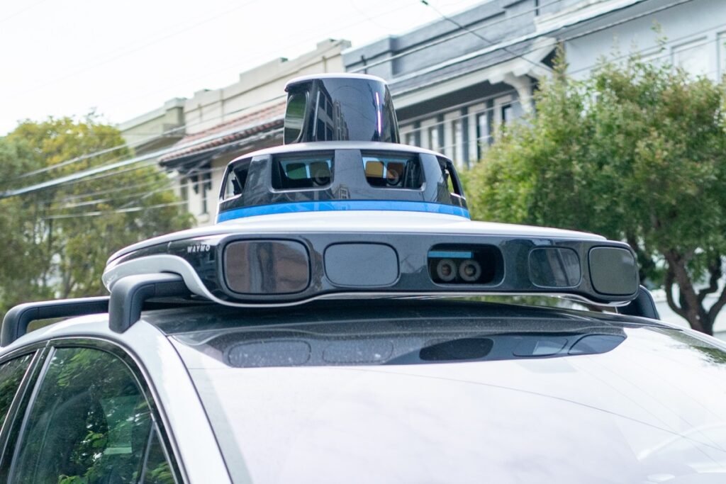 waymo-taps-avis-to-manage-robotaxi-fleet-in-dallas