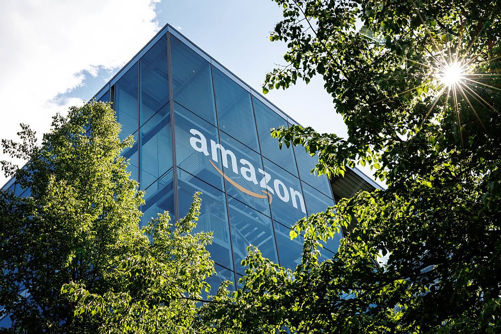 amazon-disputes-report-that-it-raised-prices-of-popular-items-since-trump-took-office