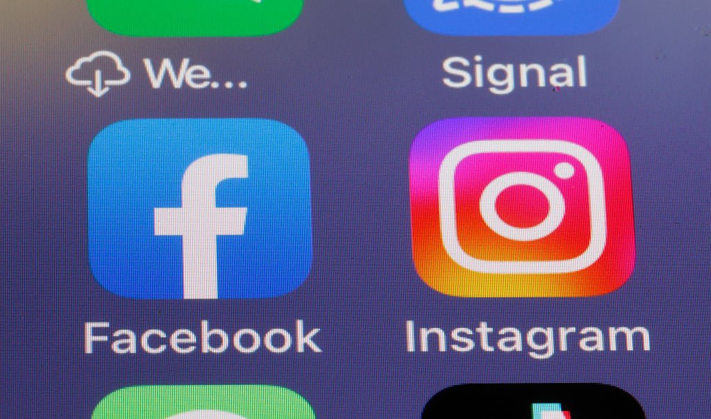 zuckerberg:-ai-increased-the-time-spent-on-facebook-and-instagram-in-q2