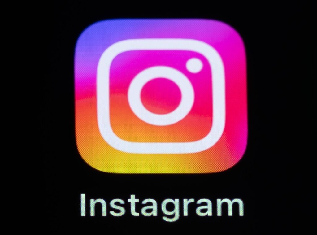 instagram-now-requires-users-to-have-at-least-1,000-followers-to-go-live