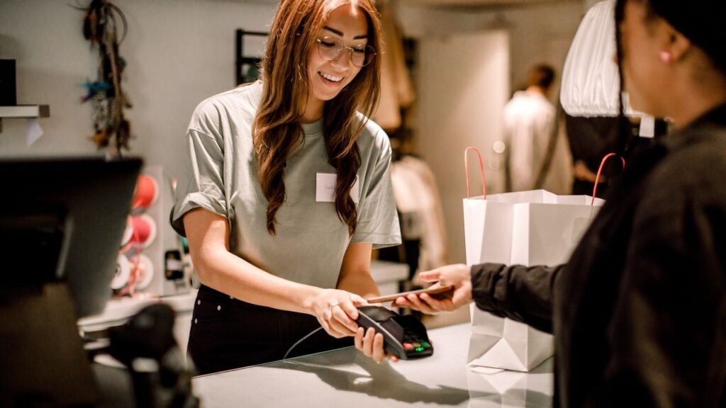 i-am-a-retailing-expert,-and-this-little-device-is-costing-retailers-worldwide-billions-in-lost-sales