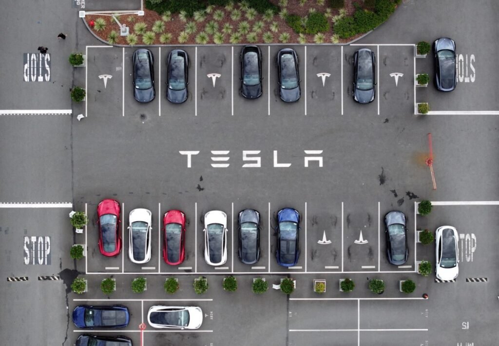 techcrunch-mobility:-tesla’s-ride-hailing-gambit