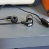 one-more-reason-to-stick-with-wired-earbuds?-kamala-harris-warns-‘i’m-just-telling-you-that’s-a-little-bit-more-secure’-than-wireless-earbuds-after-her-experience-in-intelligence-briefings
